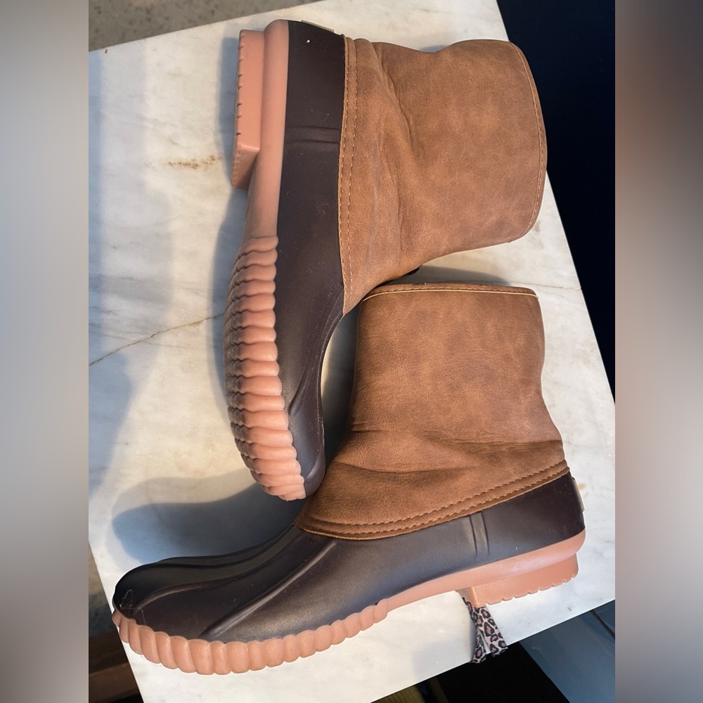 Snow Boots